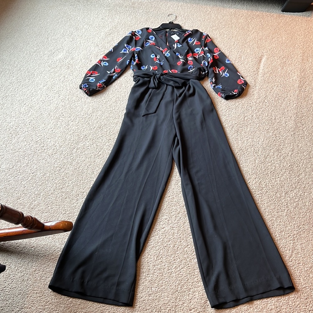 Ann Taylor jump suit - Picture 2 of 8